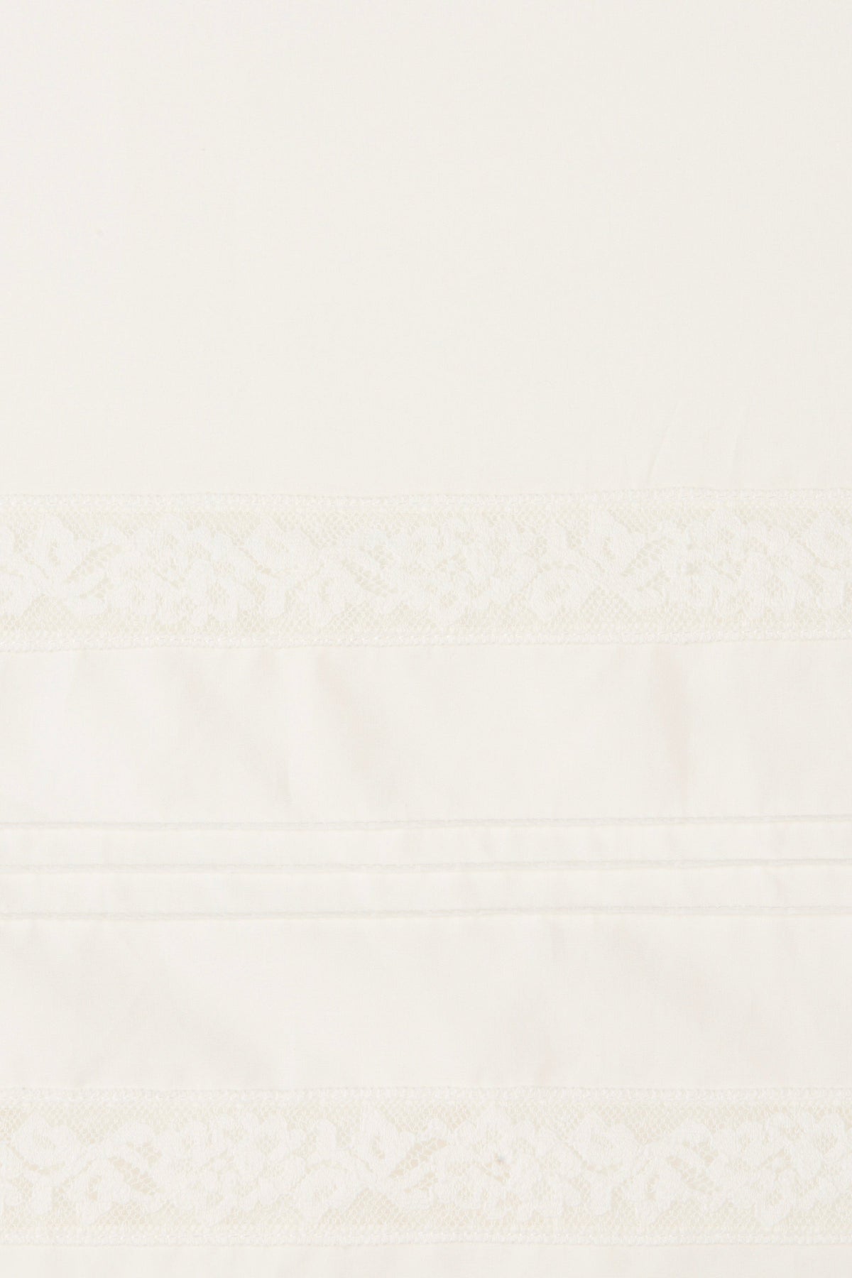 Arras Short Ixora Lace White