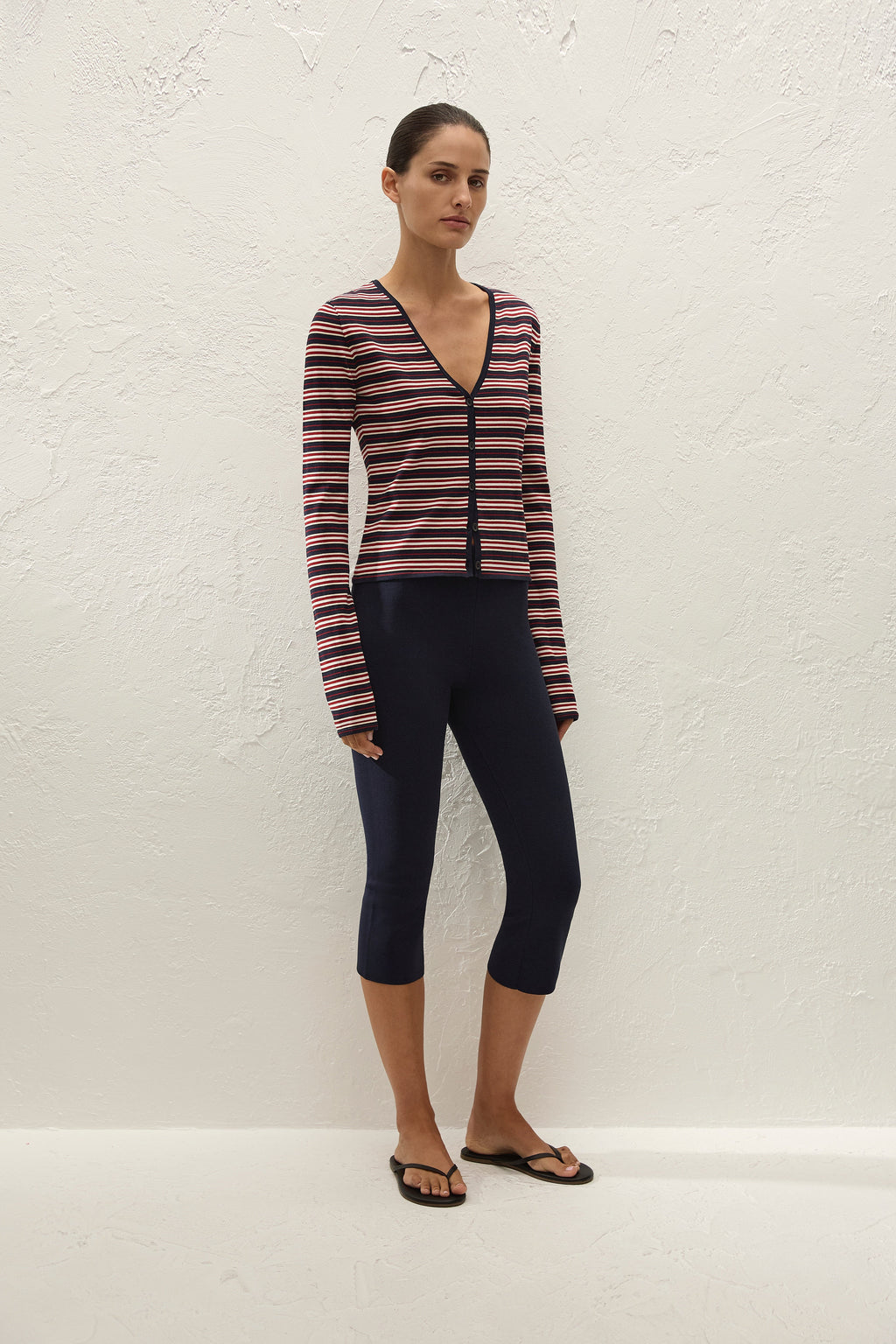 Leandra Capri Pant Navy
