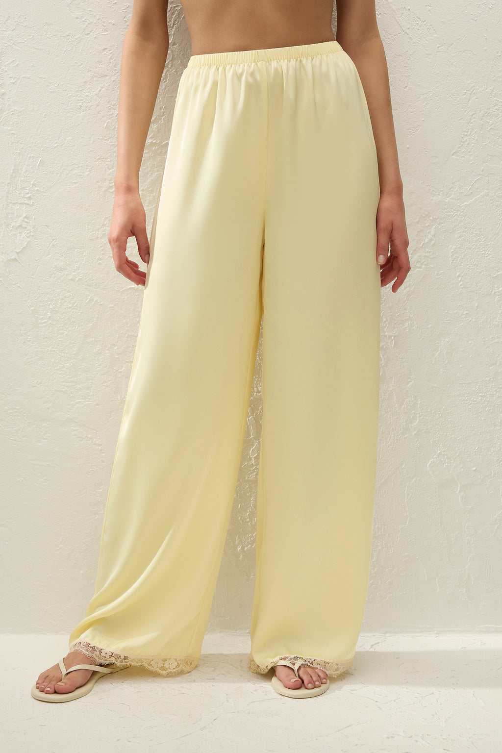 Adnina Pant Lucia Lace